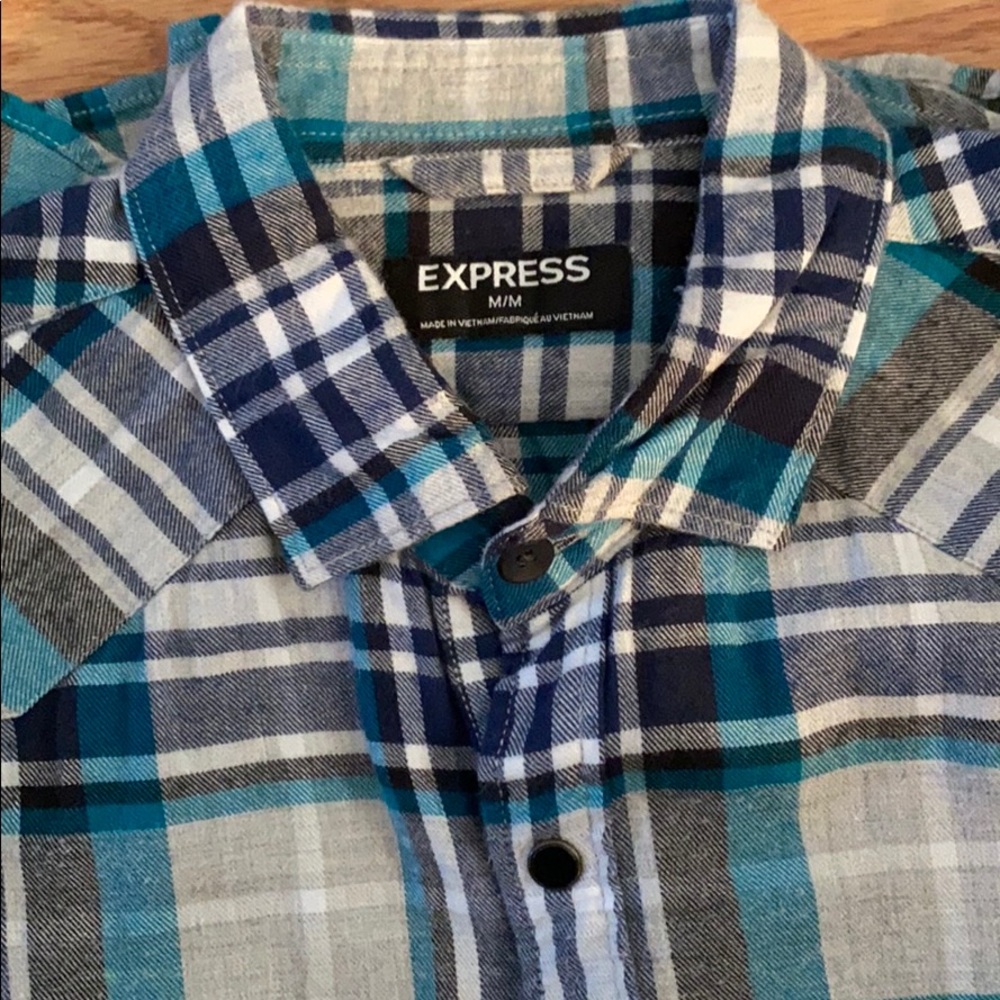 Express Men’s Button-Down - Picture 2 of 4